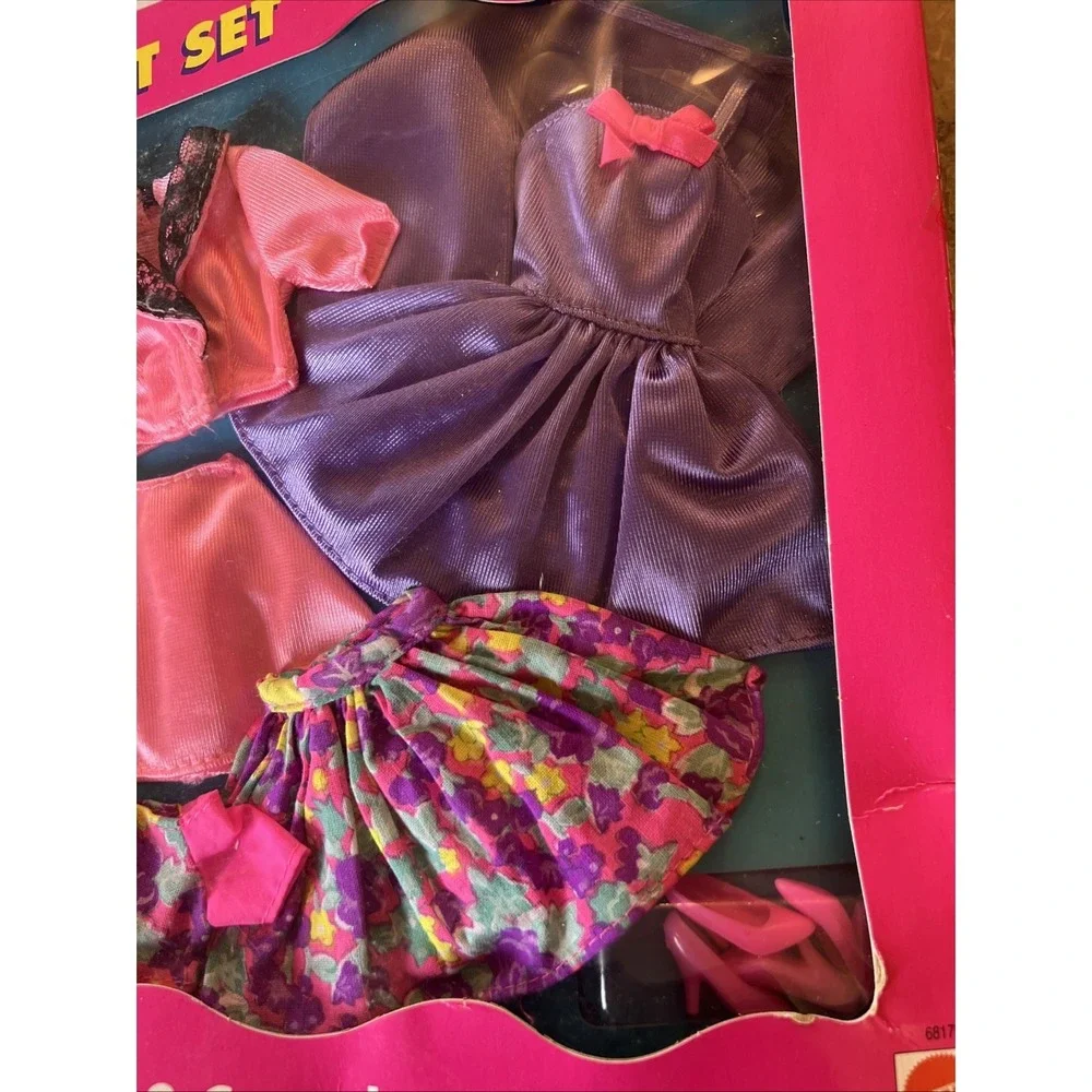 Vintage 1995 Barbie Fashions Gift Pack 3 Outfits‎ Mattel